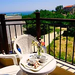 комплекс виста до плажа - Complex Byala Vista Near The Aparthotel Byala (Varna)