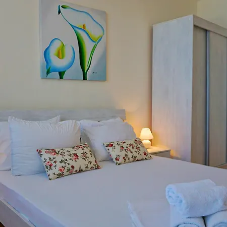 Aparthotel комплекс виста до плажа - Complex Byala Vista Near The Bjala