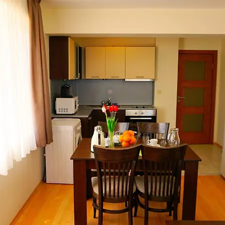 комплекс виста до плажа - Complex Byala Vista Near The Aparthotel Bjala