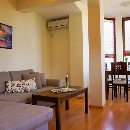 комплекс виста до плажа - Complex Byala Vista Near The Aparthotel Bjala